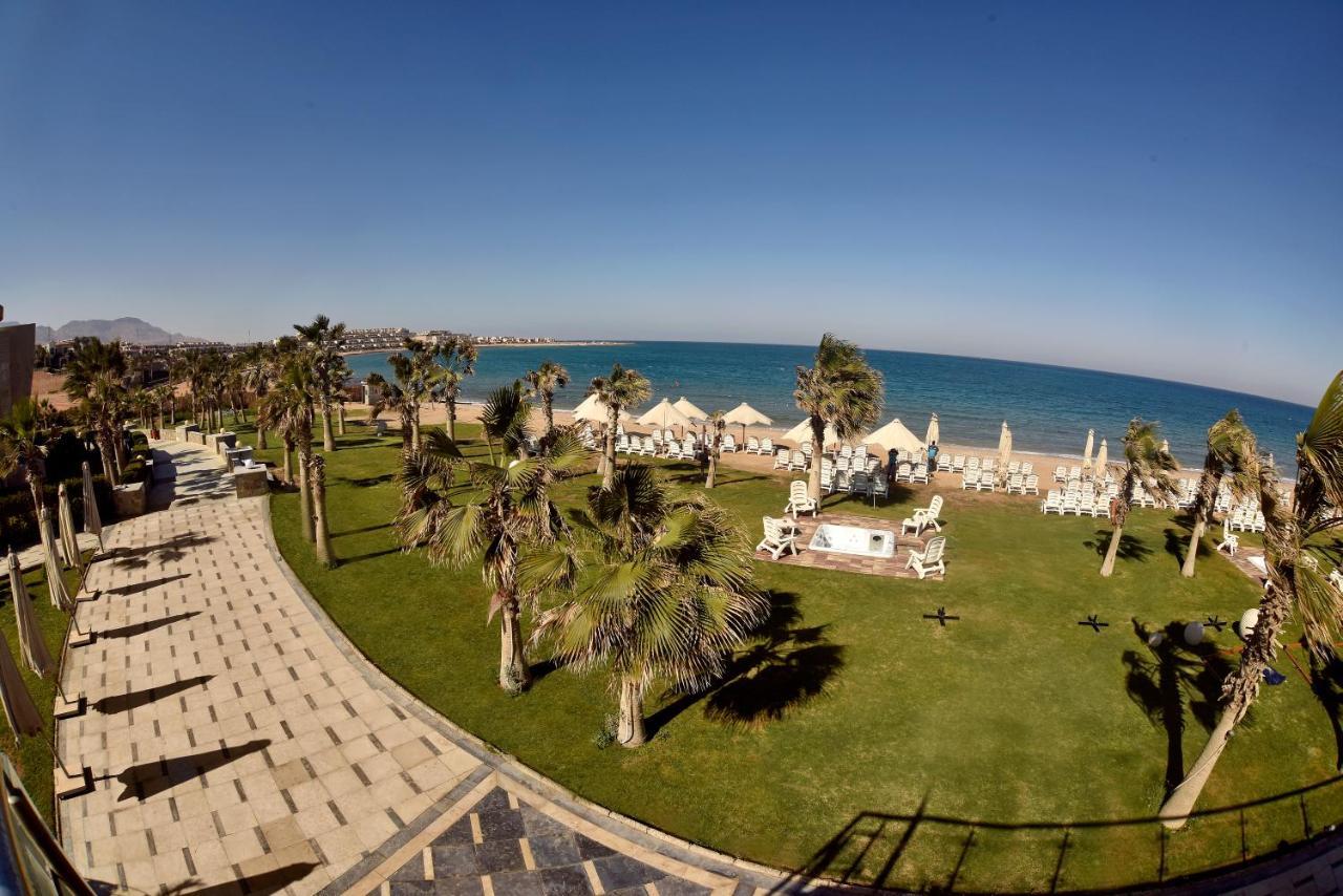 Grand Ocean El Sokhna Hotel Ain Sukhna Exterior photo The beach at the Grand Hotel